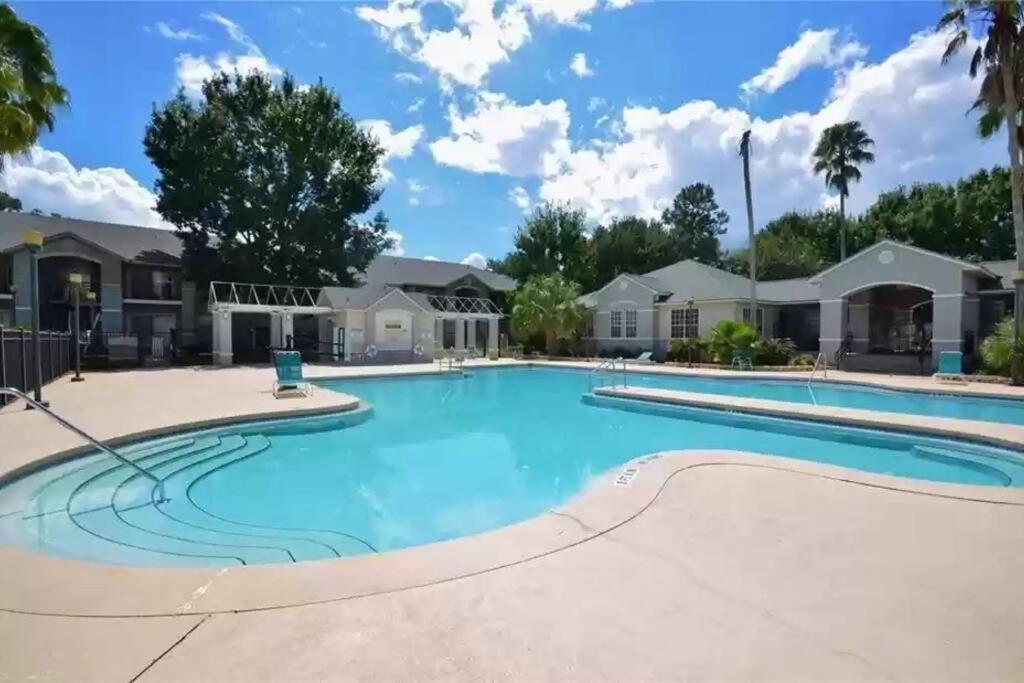 The Botanical Retreat, King Comfort & Poolside Peace Gainesville Eksteriør bilde